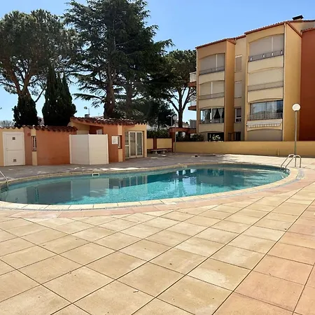 Mezzanine 2 Pieces - 400m - Clim - Piscines - 6 Pers - Fr-1-225-743
